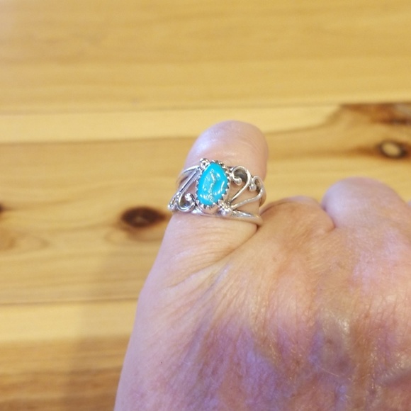 Jewelry - Native american turquoise ring
